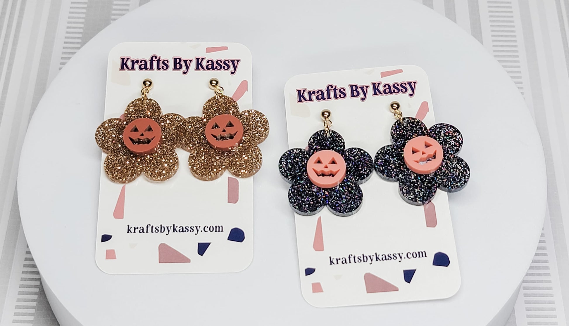 Jack O'Lantern Daisy Earrings, Halloween Earrings, Acrylic Pumpkin Earrings, Statement Earrings, Fall Jewelry, Halloween Lover Gift