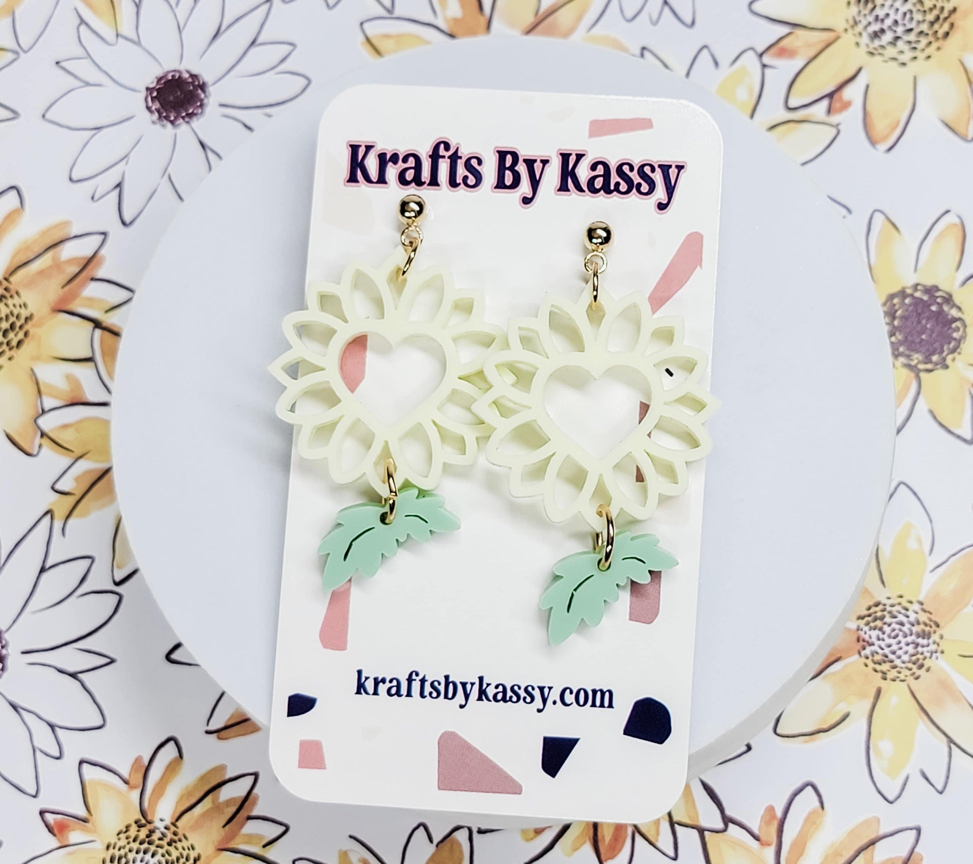 Sunflower Dangle Earrings, Fall Acessories, Acrylic Sunflower Earrings, Hypoallergenic Posts, Sunflower Hearts