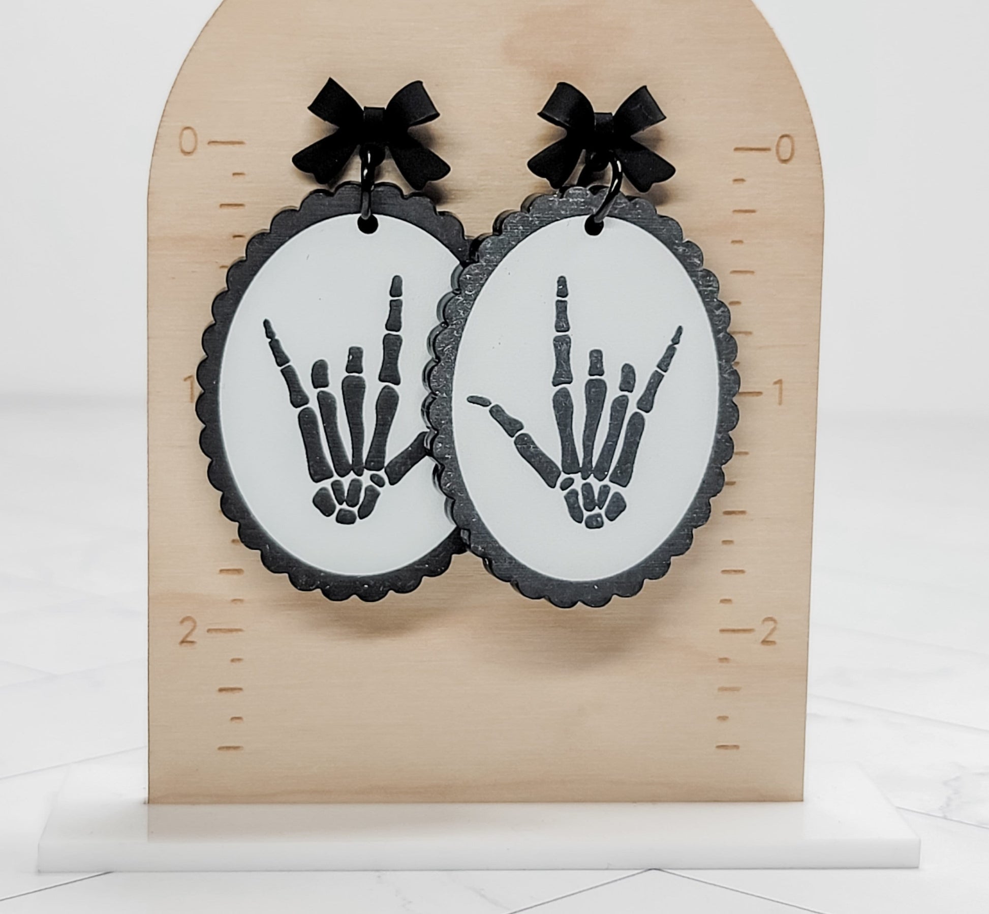 Skeleton Earrings, Spooky Jewelry, Halloween Earrings, Acrylic Skeleton Earrings, Fall Jewelry, Halloween Lover Gift, Spooky