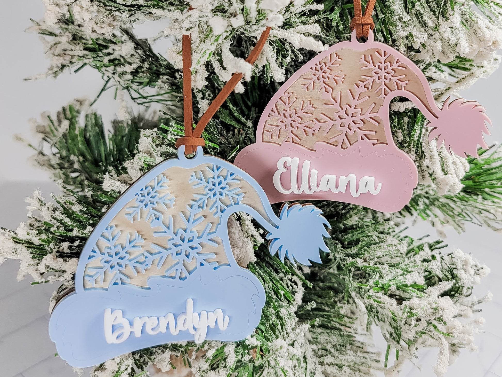Winter Hat Personalized Ornament, Christmas Decor, Gift Tag, Acrylic and Wood Ornament, Family Ornament, Gift For Grandkids