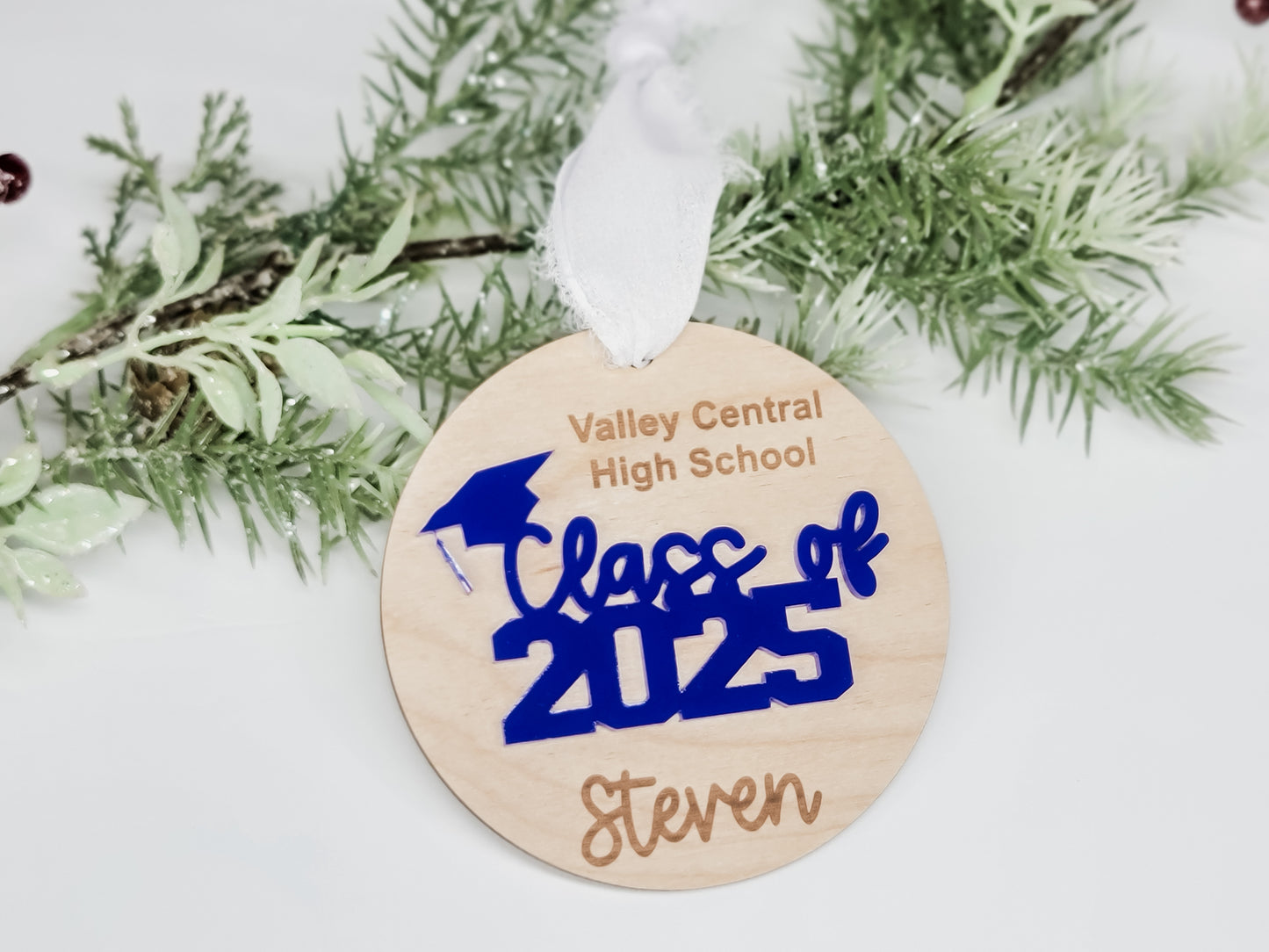 VC Class of 2025 Ornament