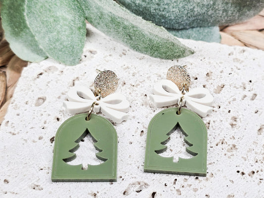 Christmas Tree Dangle Earrings, Christmas Jewelry, Holiday Winter Accessories, Christmas Acrylic Earrings, Modern Christmas