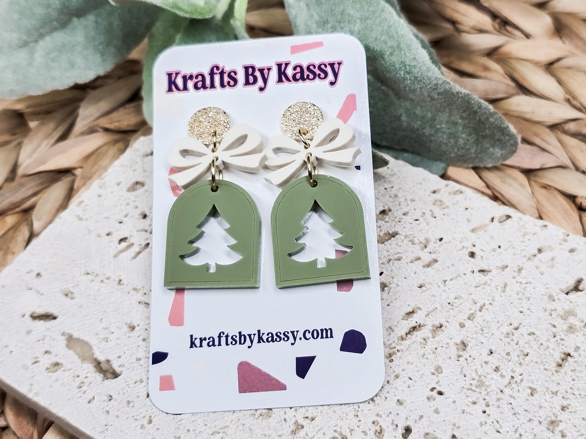 Christmas Tree Dangle Earrings, Christmas Jewelry, Holiday Winter Accessories, Christmas Acrylic Earrings, Modern Christmas