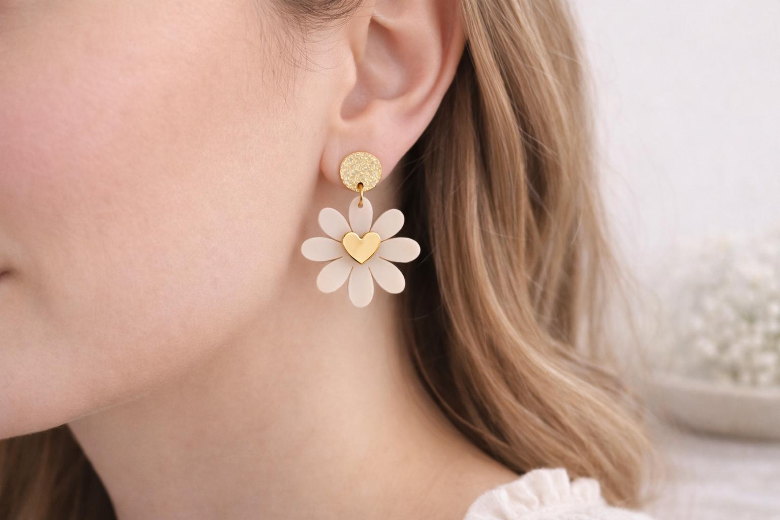 Daisy Acrylic Earrings, Floral Earrings, Flower Jewelry, Spring Accessories, Earrings for Spring