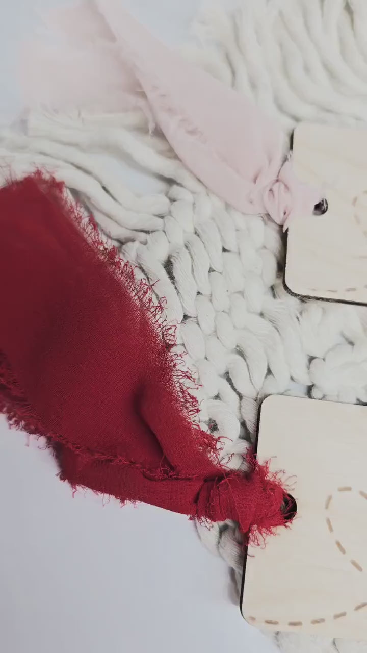 Paper Airplane Valentine's Day Tags, Personalized Valentine's Day Décor, Heart Name Tag, Tiered Tray Décor, Valentine's Day Gifts for Kids