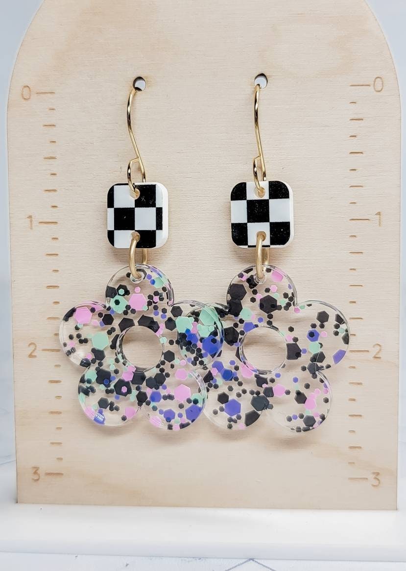 Confetti Daisy Earrings, Floral Jewelry, Flower Earrings, Spring Earrings, Daisy Dangles