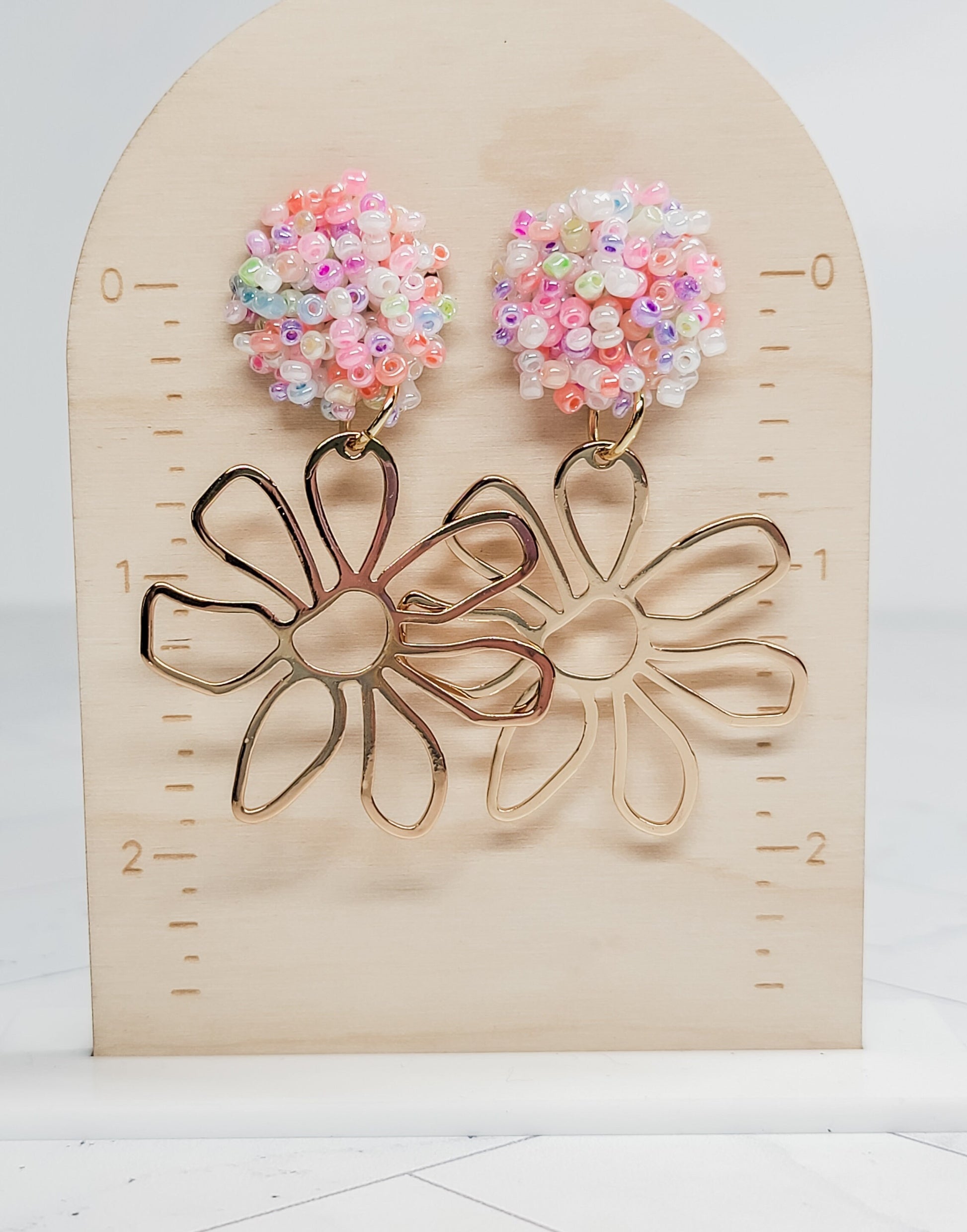 Boho Floral Earrings, Floral Dangles, Flower Jewelry, Acrylic Dangle Statement Earrings, Spring Accessiories