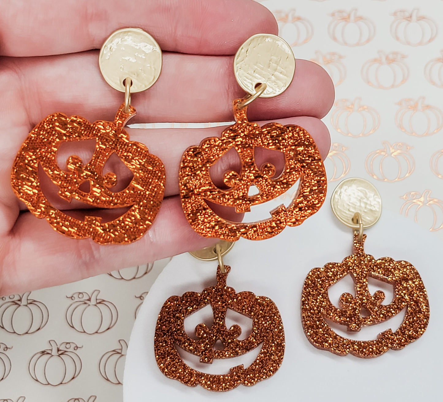 Glitter Pumpkin Dangle Earrings, Halloween Earrings, Pumpkin Accessory, Statement Earrings, Fall Jewelry, Halloween Lover Gift, Acrylic